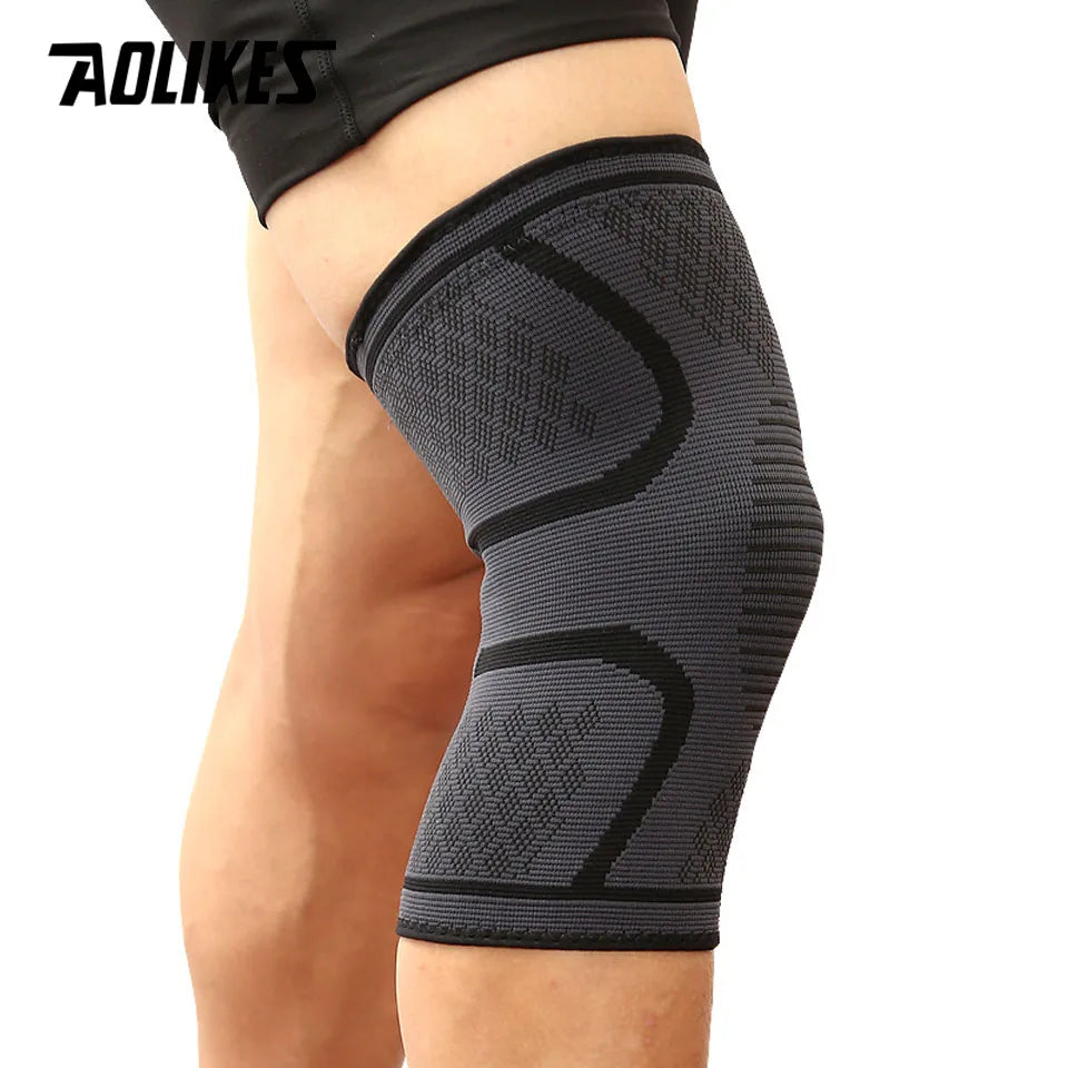 Protege tus rodillas en cada movimiento
La Rodillera Deportiva de Compresión AOLIKES ofrece soporte firme y cómodo para entrenar con seguridad. Ideal para correr, ciclismo, gimnasio, baloncesto y más.