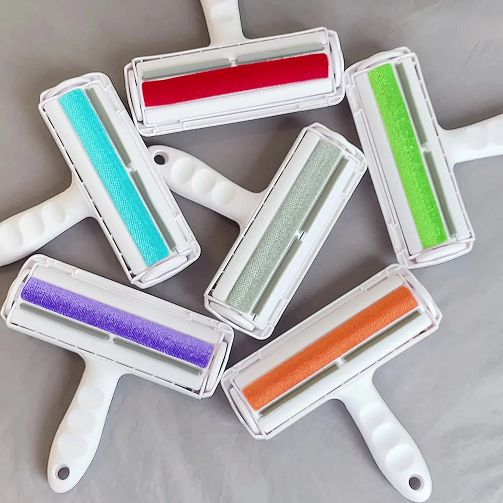 Rodillo Quitapelusas Autolimpiante 2 en 1 ✨
La forma más fácil y rápida de mantener tu hogar y tu ropa libre de pelos y pelusas. Perfecto para dueños de perros y gatos.