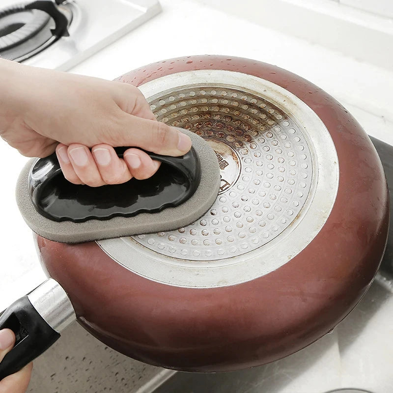 “Cepillo de Cocina Reutilizable con Esponja Abrasiva | Multiuso y Lavable, Perfecto para Eliminar Óxido, Manchas y Residuos de Ollas, Sartenes y Superficies de Cocina, con Mango Ergonómico para Mayor Comodidad.”