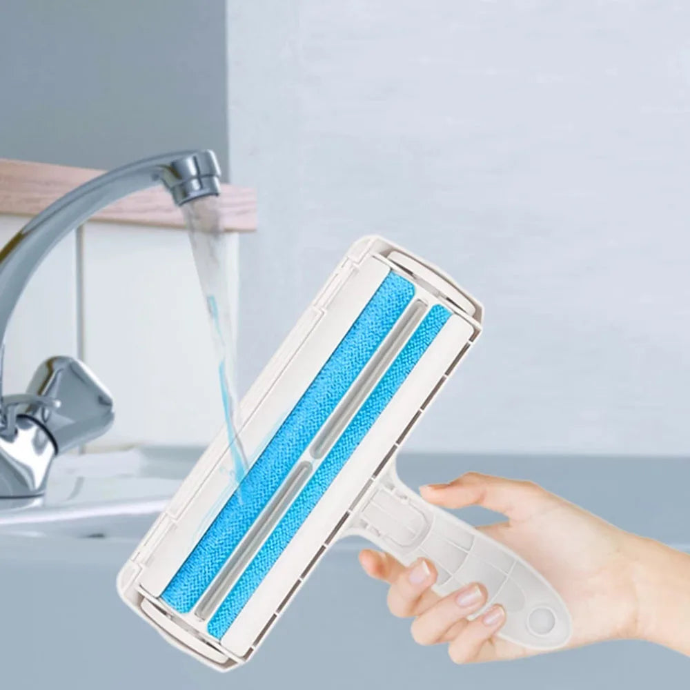 Rodillo Quitapelusas Autolimpiante 2 en 1 ✨
La forma más fácil y rápida de mantener tu hogar y tu ropa libre de pelos y pelusas. Perfecto para dueños de perros y gatos.
