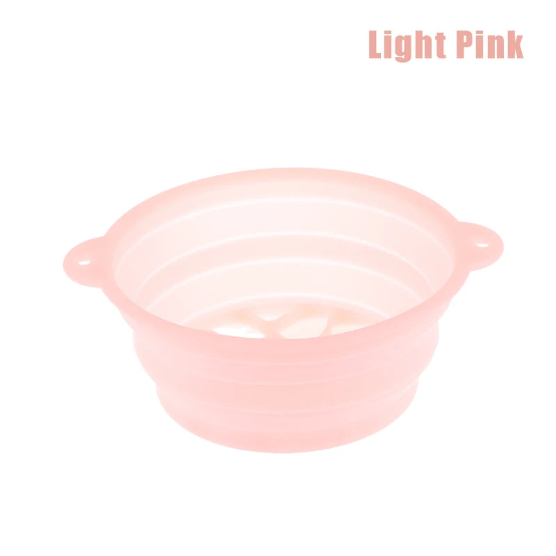Disfruta de un cuidado facial refrescante en cualquier lugar con este bowl de hielo facial plegable de silicona.