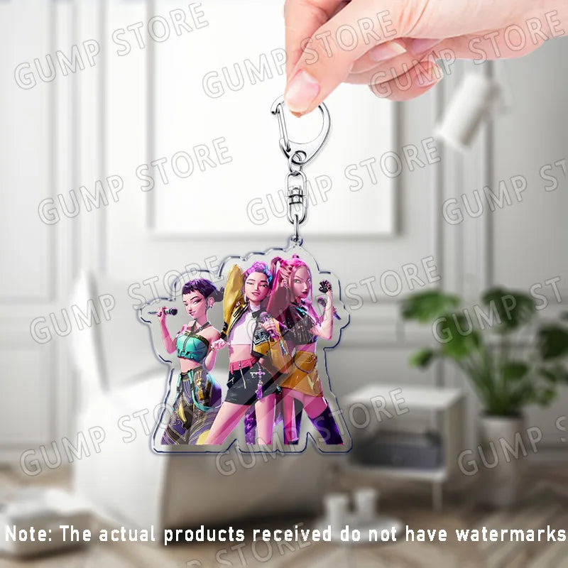 Llavero K-Pop Demon Hunters | Accesorio divertido y coleccionable con personajes Huntrix, Saja, Rumi, Zoey, Jinu y Derpy Tiger. Ideal como regalo, adorno para mochilas o llaves, perfecto para fans que quieren mostrar su estil