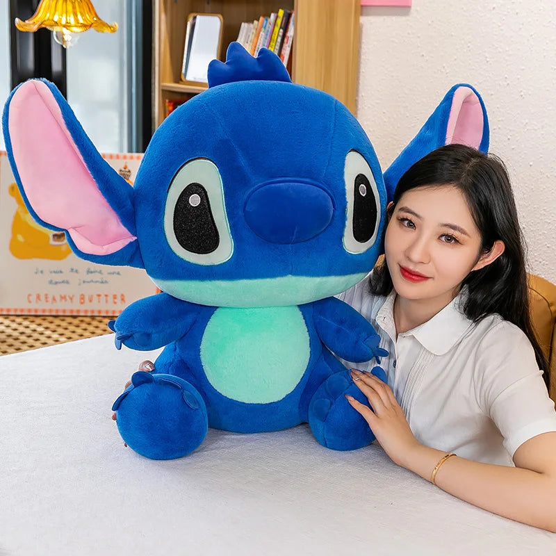 Peluche de Disney Stitch, Suave, Tamaño ideal, Abrazable, permite un sueño plácido.